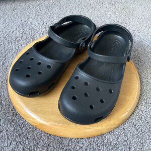 CROCS - Mary Janes - W7 - NEW
